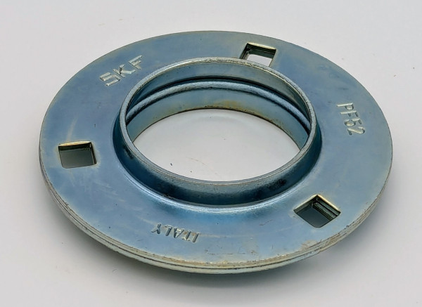 SKF - Y-Flanschlagergehaeuse aus Stahlblech, runde 3-Loch Ausführung